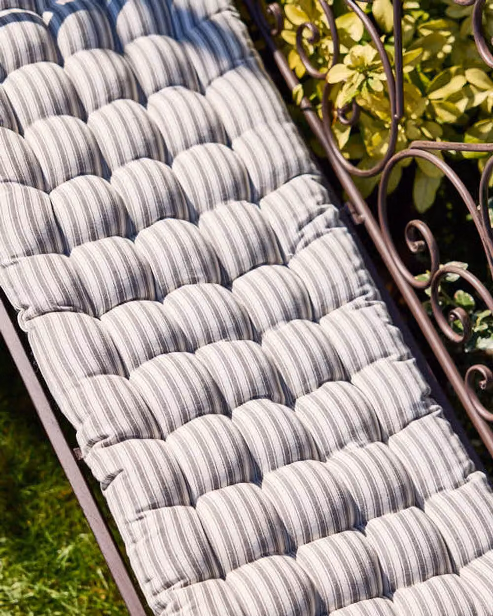 Dibor Grey Striped Summer Outdoor Garden Bench Cushion, Large, W: 45 cm, L: 100 cm – 3
