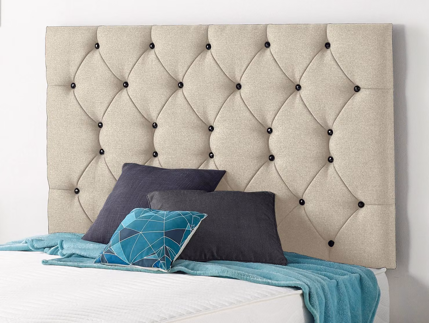 Somnior Premier Hybrid Memory Foam Divan Bed Set with 4 Drawers and Upholstered Chesterfield Headboard in Sand, W/D/H: 180 x 200 cm – 2