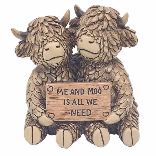 Garden Greatness Hughie Highland Cow Me & Moo Ceramic Ornament in Brown and Multicolour