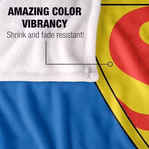 Warner Bros. Superman Shield 1939 Super Soft Fleece Throw Blanket, Multicolour, W: 91.44 cm x D: 91.44 cm x H: 147 cm – 3