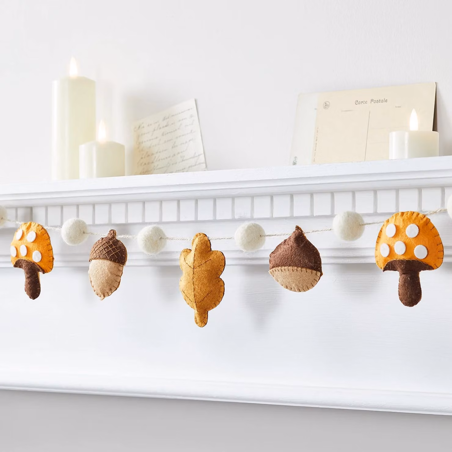 Multicolour Felt Autumn Leaf Garland with Foliage Hanging Decoration