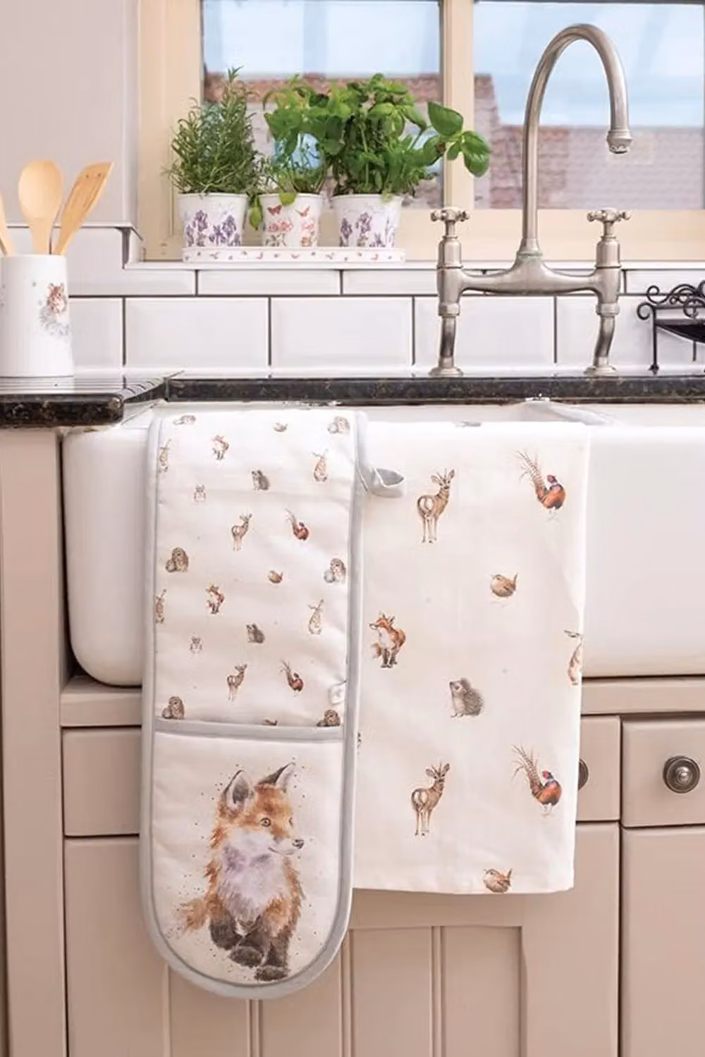 Wrendale Designs Woodlanders Fox Cotton Oven Glove and Tea Towel Set, Multicolour – 2