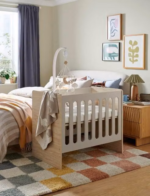 Mamas & Papas Vyne Mini Cot in White