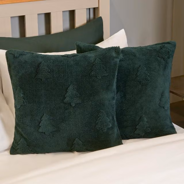 OHS Pack of 2 Green Tufted Tree Sherpa Square Cushion Covers