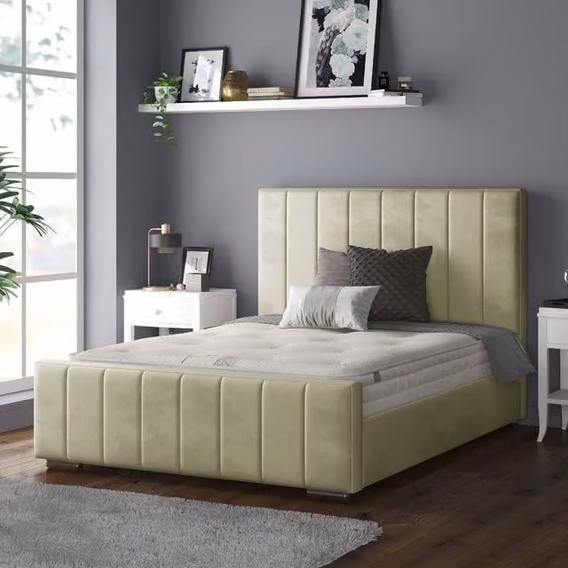 IH Design Modern Upholstered Striped Velvet Bed Frame, Green, W: 140 cm, L: 200 cm