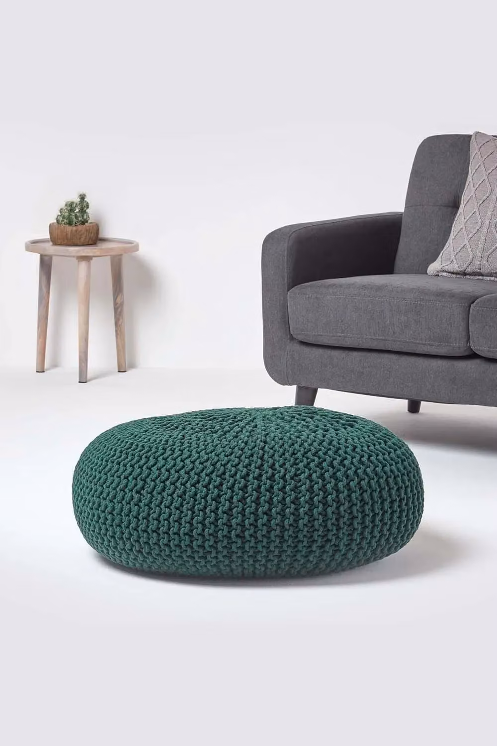 Homescapes Large Round Cotton Knitted Pouffe Footstool in Green – 2