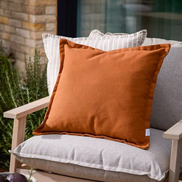 Yard Holmfirth Square Outdoor Cotton Cushion in Orange, W/D/H: 45 x 45 x 45 cm – 1