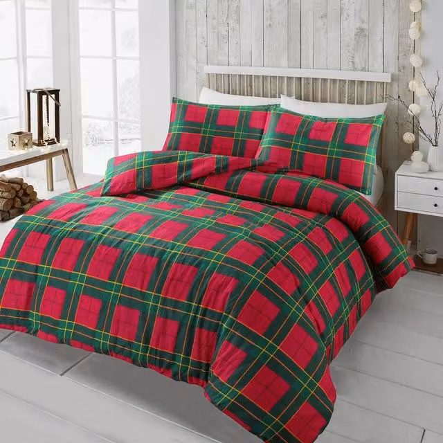 HomeSpace Direct Red Flannelette Cotton Checked Duvet Cover Set, W: 140 cm, L: 200 cm