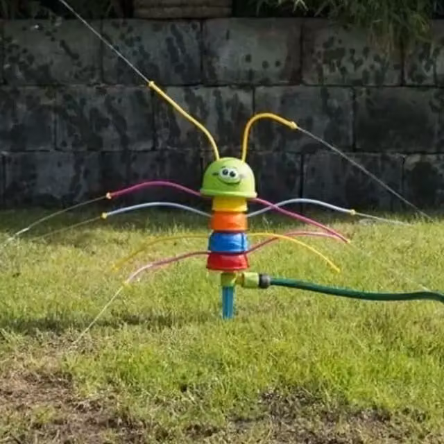 UMKYTOYS Caterpillar Outdoor Water Spray Sprinkler Toy for Kids in Green and Multicolour