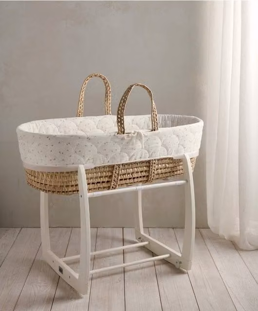 Mamas & Papas Welcome to the World Seedling Moses Basket in Beige and White Rattan with Organic Cotton