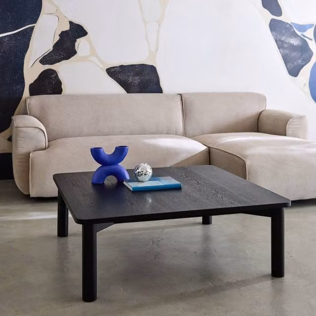 sweeek Square Coffee Table in Black Oak Veneer with Rounded Edges – 1