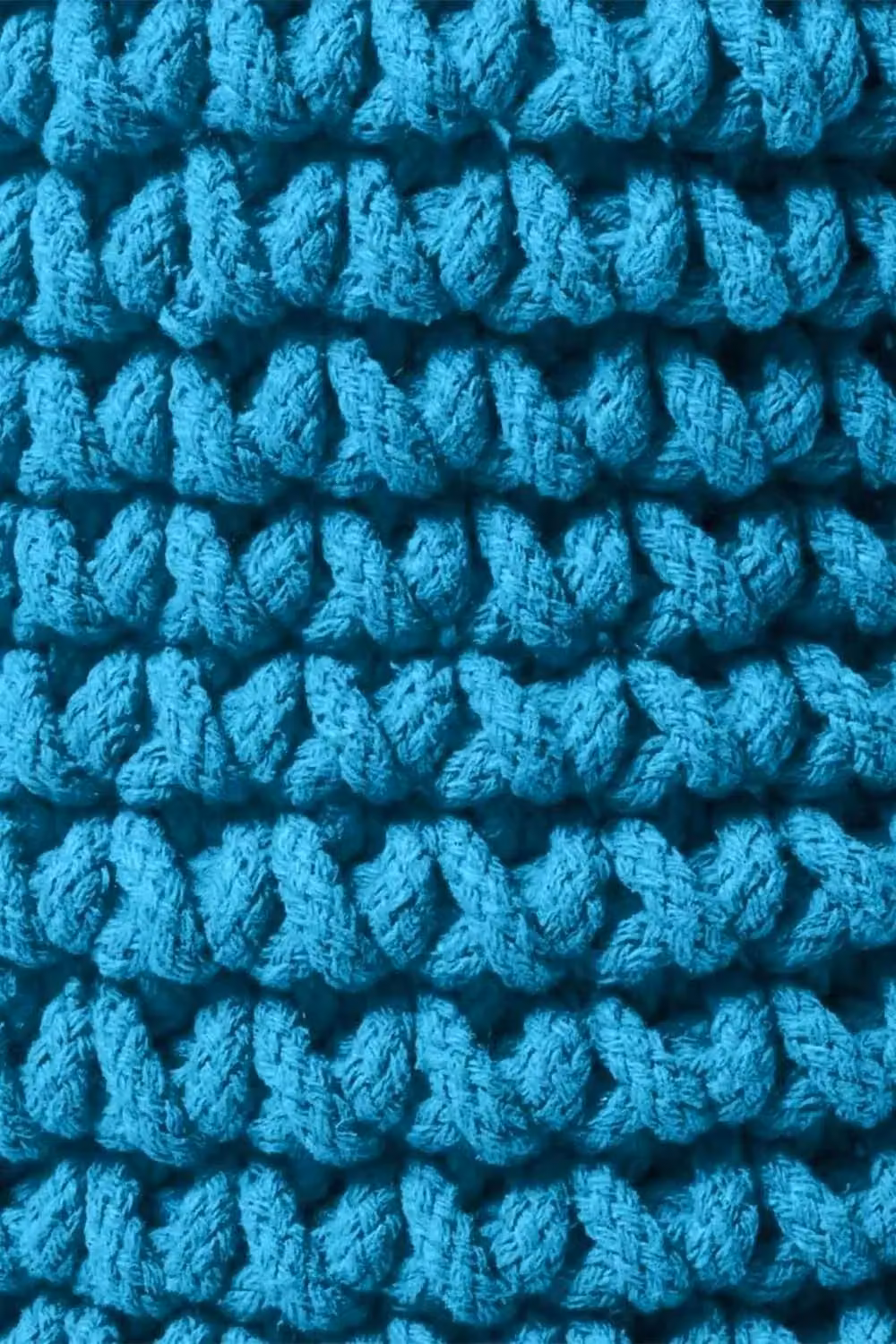Homescapes Cotton Knitted Round Storage Basket in Petrol Blue, W: 37 cm, H: 21 cm – 2