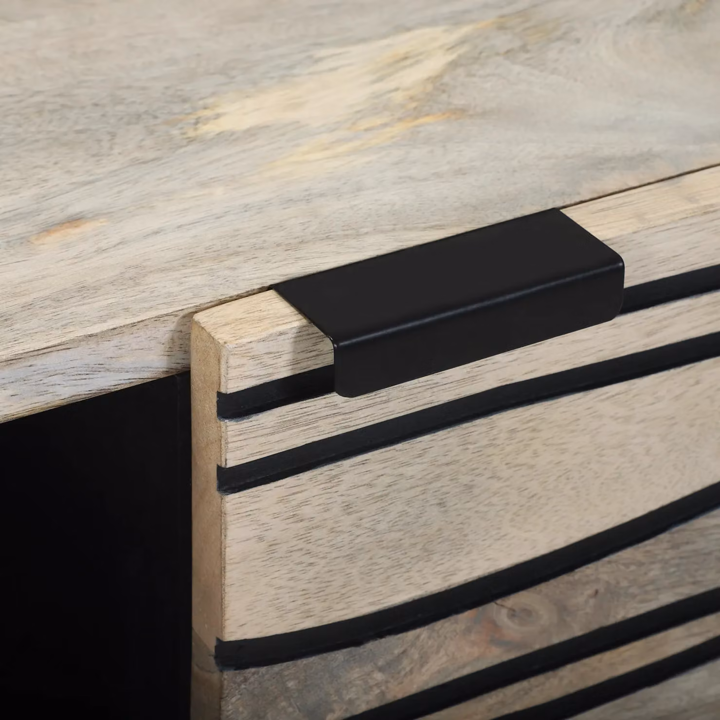 Berkfield Home Rectangular Coffee Table in White and Black Solid Mango Wood, W: 80 cm, D: 50 cm, H: 40 cm – 5
