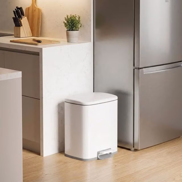 SONGMICS 20L Soft-Close Pedal Kitchen Bin in White Steel