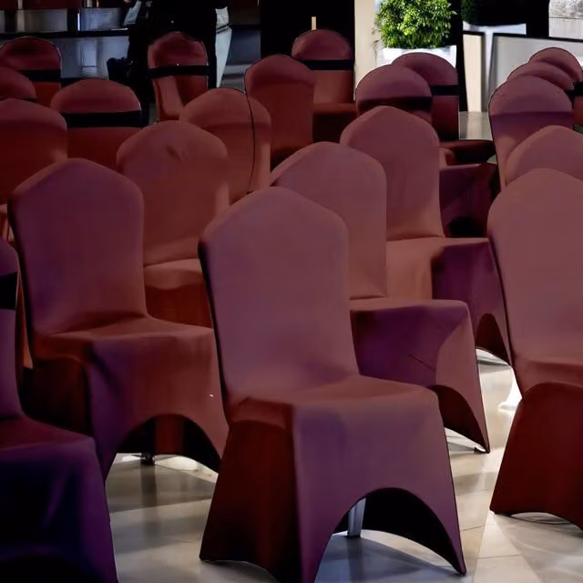 Trimming Shop Burgundy Stretch Fabric Dining Chair Slipcovers, Width: 40 cm