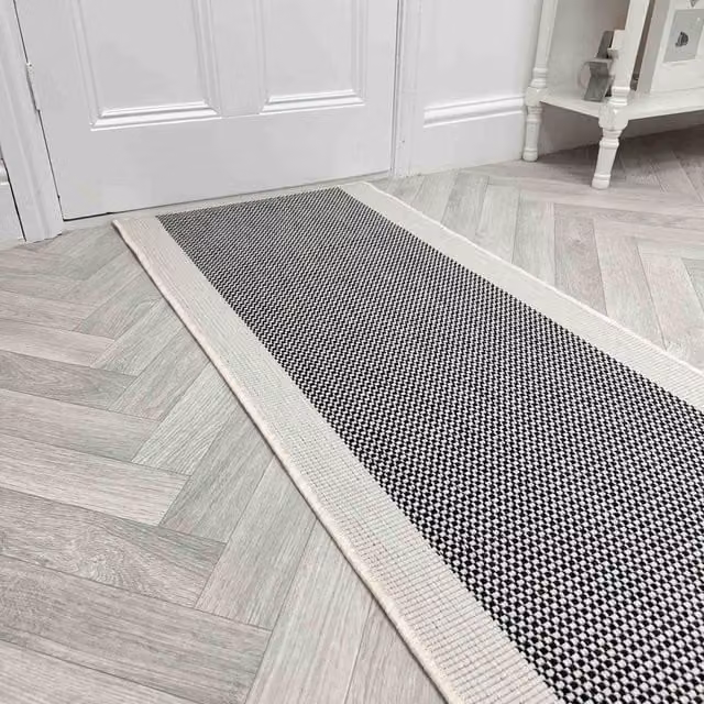 runrug Vichy Reversible Indoor/Outdoor Carpet Runner Rug in Black, W: 70 cm, L: 420 cm – 1