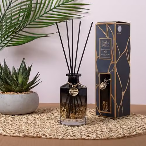 Garden Greatness Pomegranate Noir Midas Reed Diffuser in Black – 2
