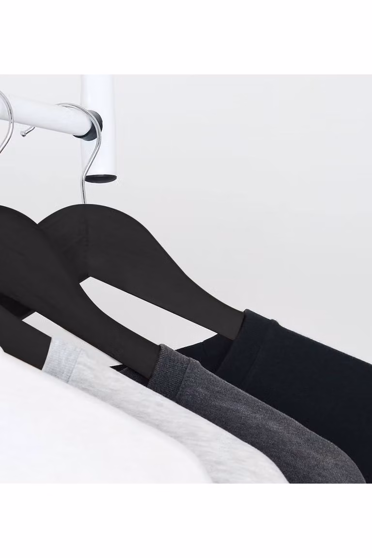 Dyzi 20 Pack Black Wooden Clothes Hangers with Non-Slip Bar, Notches and Swivel Hook