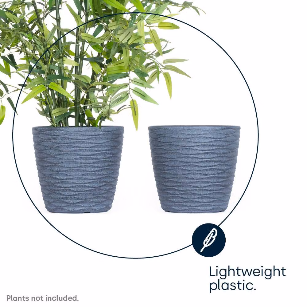 LIVIVO Set of 2 Grey Plastic Plant Pots with Wave Design and Drainage Hole, 18 cm Diameter – 6
