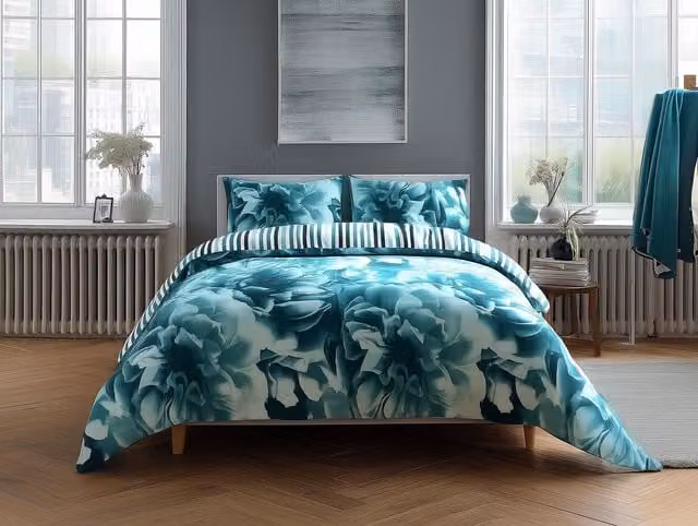 Home Sweet Home UK Reversible Floral Polycotton Duvet Cover and Pillowcase Set in Petrol, W/D/H: 135 x 200 cm