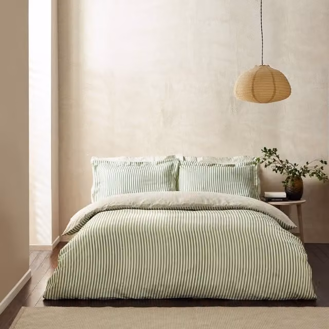 Riva Home Yard Striped 100% Cotton Duvet Cover and Pillowcase Set, Green, W/D/H: 200 x 200 cm