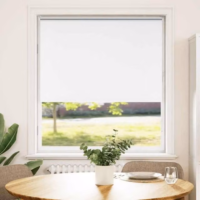 Berkfield Home White Blackout Roller Blind, Thermal Insulating Polyester Fabric, W: 90 cm, H: 130 cm