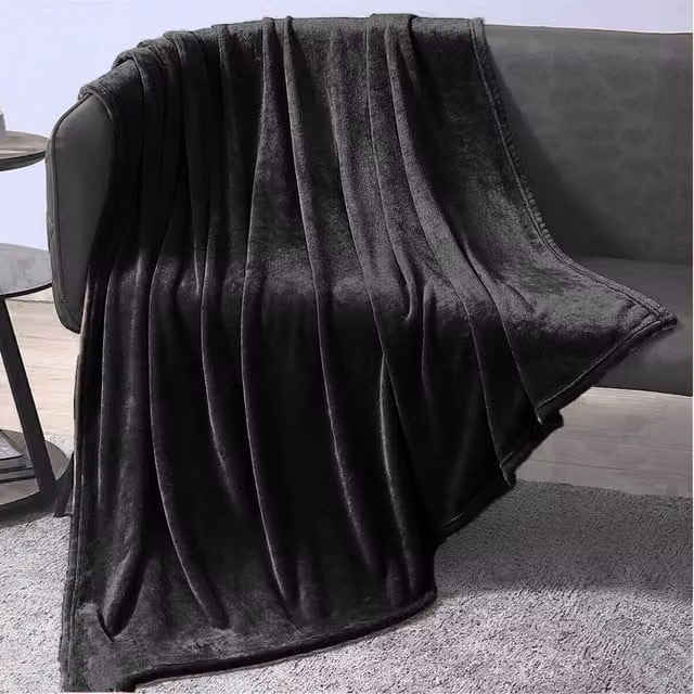 Ezysleep Faux Fur Super Soft Fluffy Throw in Black, Width: 140 cm