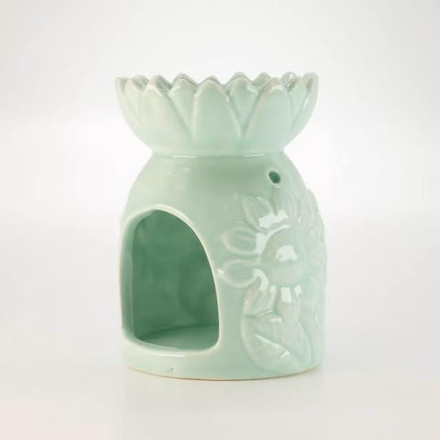 Serenityy Ceramic Sunflower Tealight Oil Burner in Green