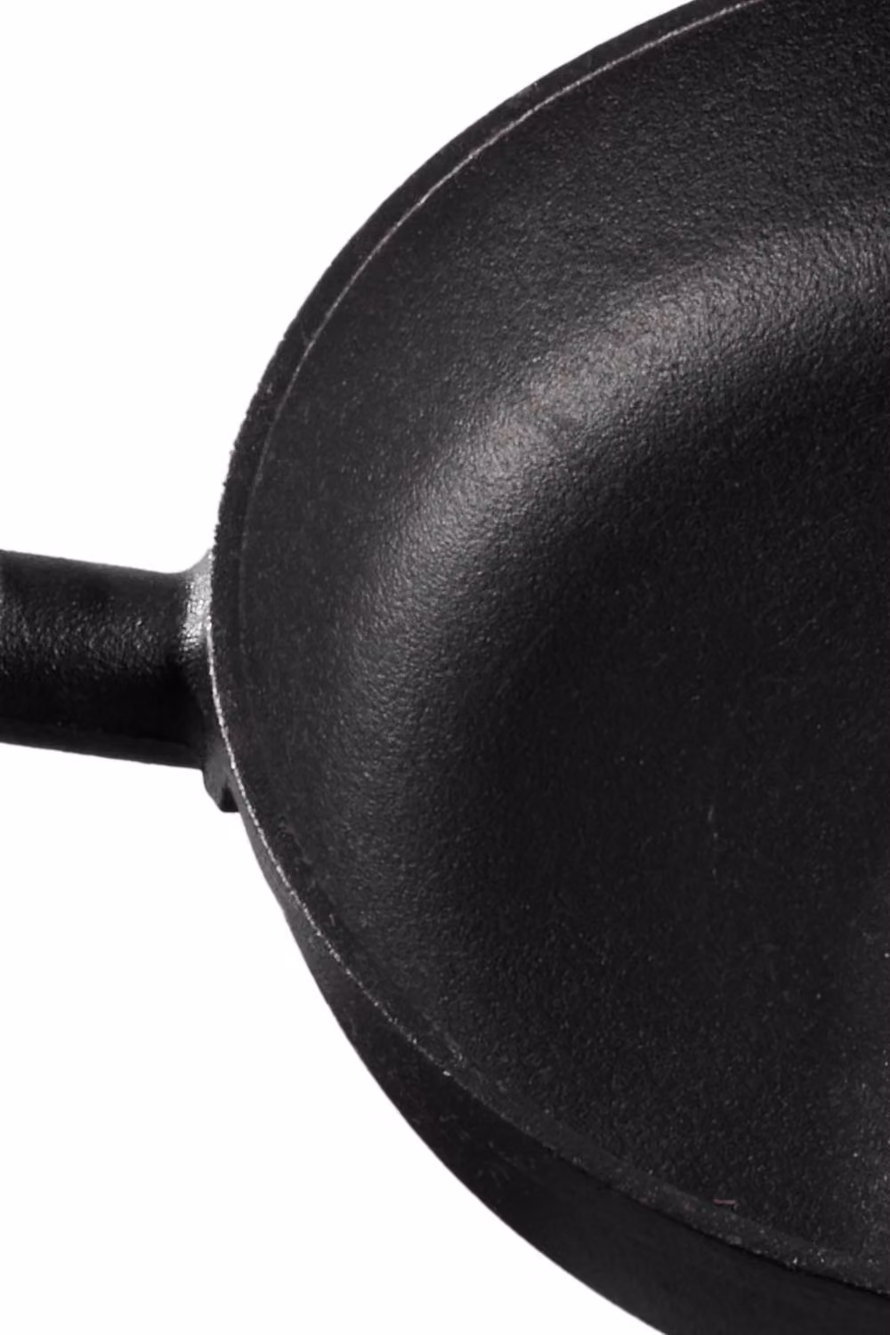 Garden Sanctuary Uncoated Cast Iron Round Frying Pan with Removable Wooden Handle in Black – 5