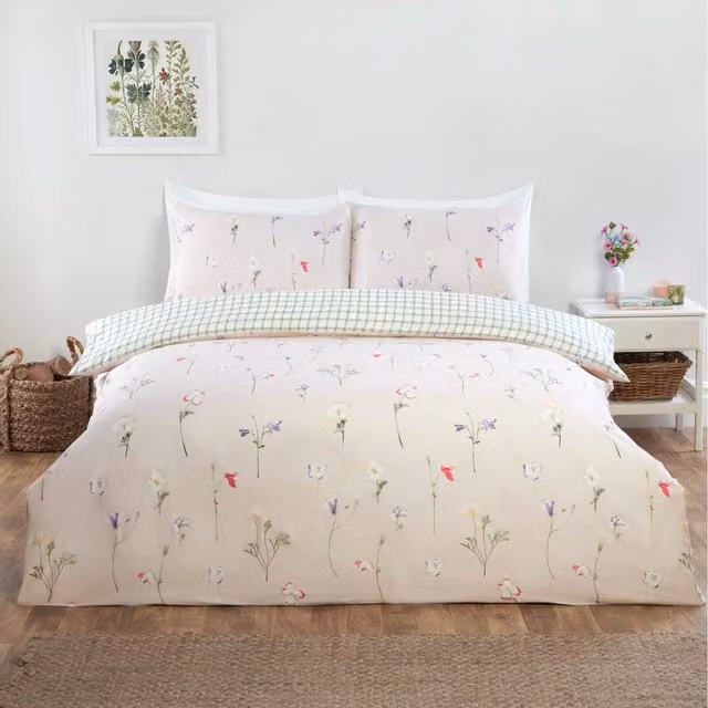 Rapport Home Niamh Floral Microfibre Polyester Complete Duvet Set with Pillowcase and Fitted Sheet, Pink, W: 180 cm, L: 200 cm