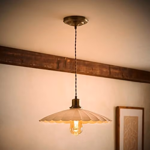 ValueLights Holborn Scallop Pendant Ceiling Light in Gold and Cream – 2