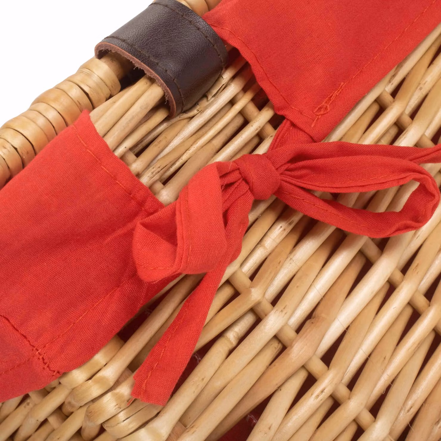 Red Wicker Hamper with Cotton Lining – 3