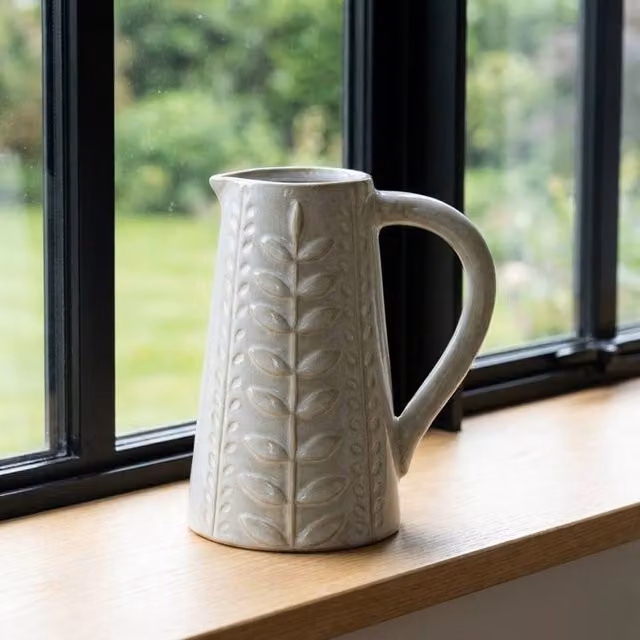 Garden Greatness Arborea Embossed Leaf Ceramic Jug in Multicolour