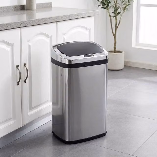 STILVORA 30L Sensor Bin with Motion Sensor Lid in Silver