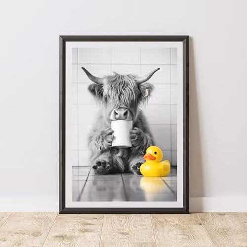 60 Second Makeover Funny Highland Cow Toilet Roll Paper Poster, Black and White, W: 29.7 cm, H: 42.0 cm