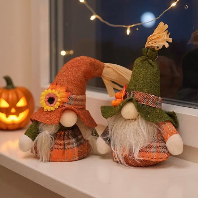 Lifeideas 2 Pack Halloween Old Man Tabletop Figurine Decorations in Orange and Green