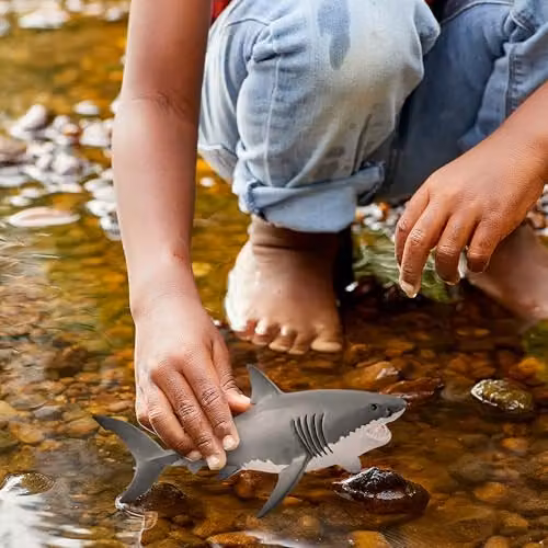 Schleich Wild Life Great White Shark Toy Figurine, White, Grey and Multicolour – 5