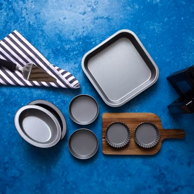 Betterware 12 Piece Non-Stick Air Fryer Accessories Set in Silver