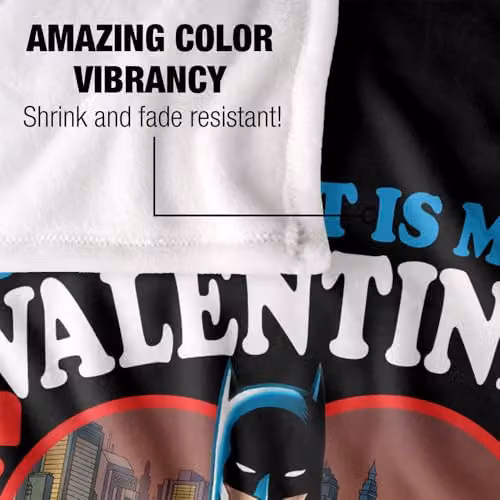 Warner Bros. Batman The Night Is My Valentine Super Soft Fleece Throw Blanket, Multicolour, W: 91 cm, D: 147 cm – 3