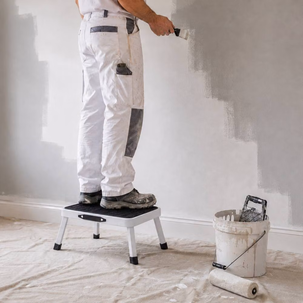 Futura Foldable Steel Step Ladder in White with Rubber Feet, W/D/H: 38.0 x 26.5 x 18.0 cm – 3