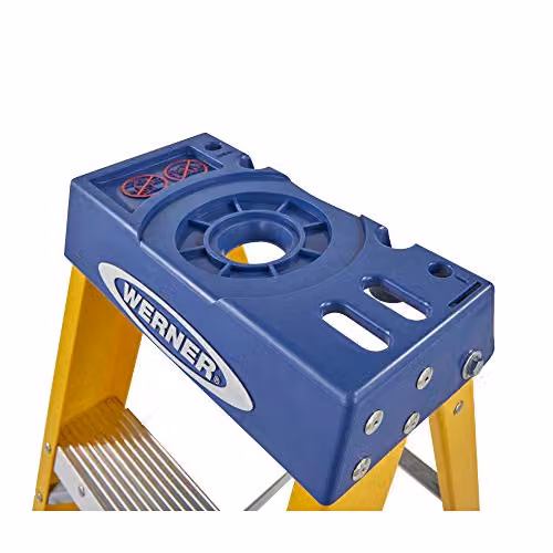 Werner 8-Tread Fibreglass Stepladder in Yellow – 3