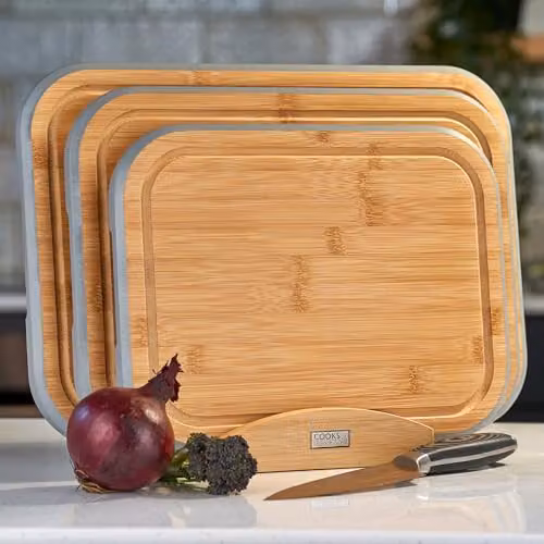 Cooks Professional 3 Piece Bamboo Chopping Board Set with Storage Stand in Grey and Brown – 2