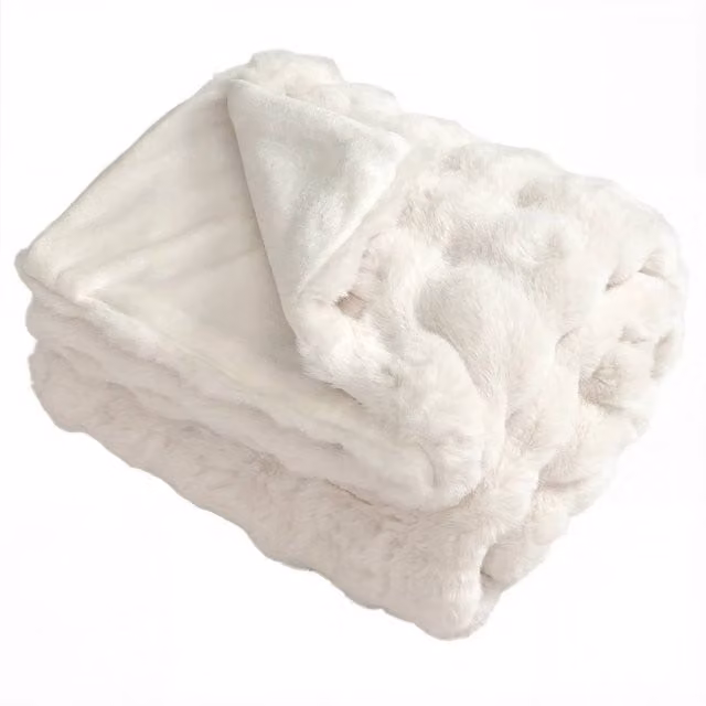 Kelvenix Luxury White Faux Fur Bubble Blanket, W: 203 cm, D: 153 cm – 1