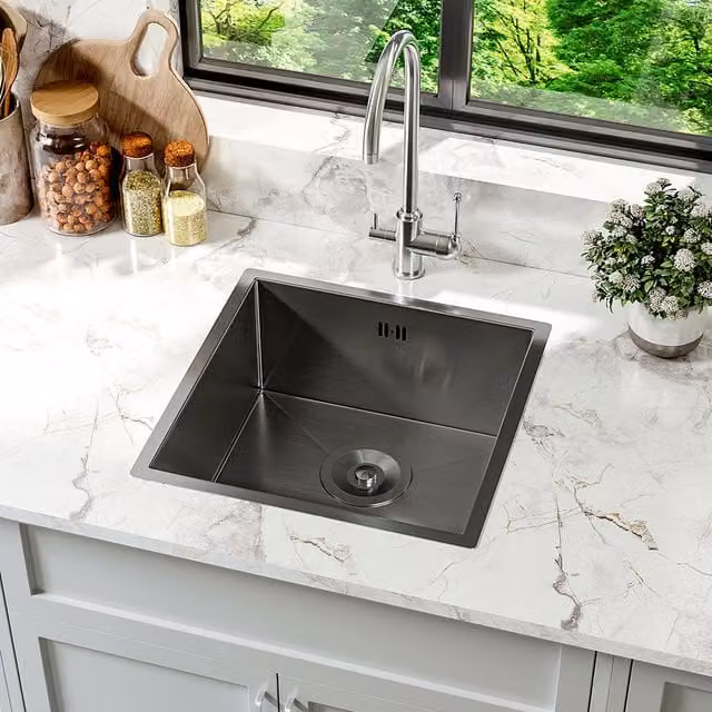 Livingandhome Single Bowl Stainless Steel Countertop Kitchen Sink in Black and Grey