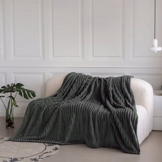 Velosso Modern Striped Velvet Throw in Grey, W: 200 cm, D: 200 cm, H: 240 cm