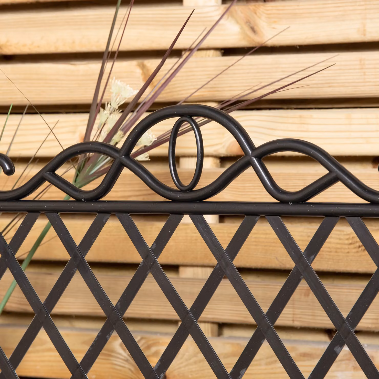 Samuel Alexander Pack of 12 Black Plastic Garden Border Fence Edging with Lattice Design, H: 27 cm x W: 47 cm – 5