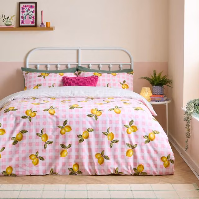 Heya Home Gingham Lemons Reversible Duvet Cover Set in Pink, W/D/H: 200 x 200 cm
