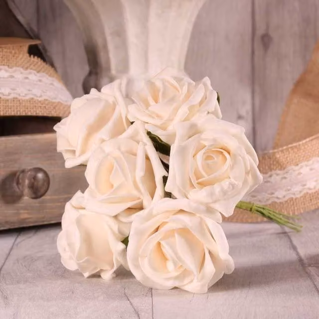Kingsbury Gifts Bunch of 6 Small White Foam Tea Roses