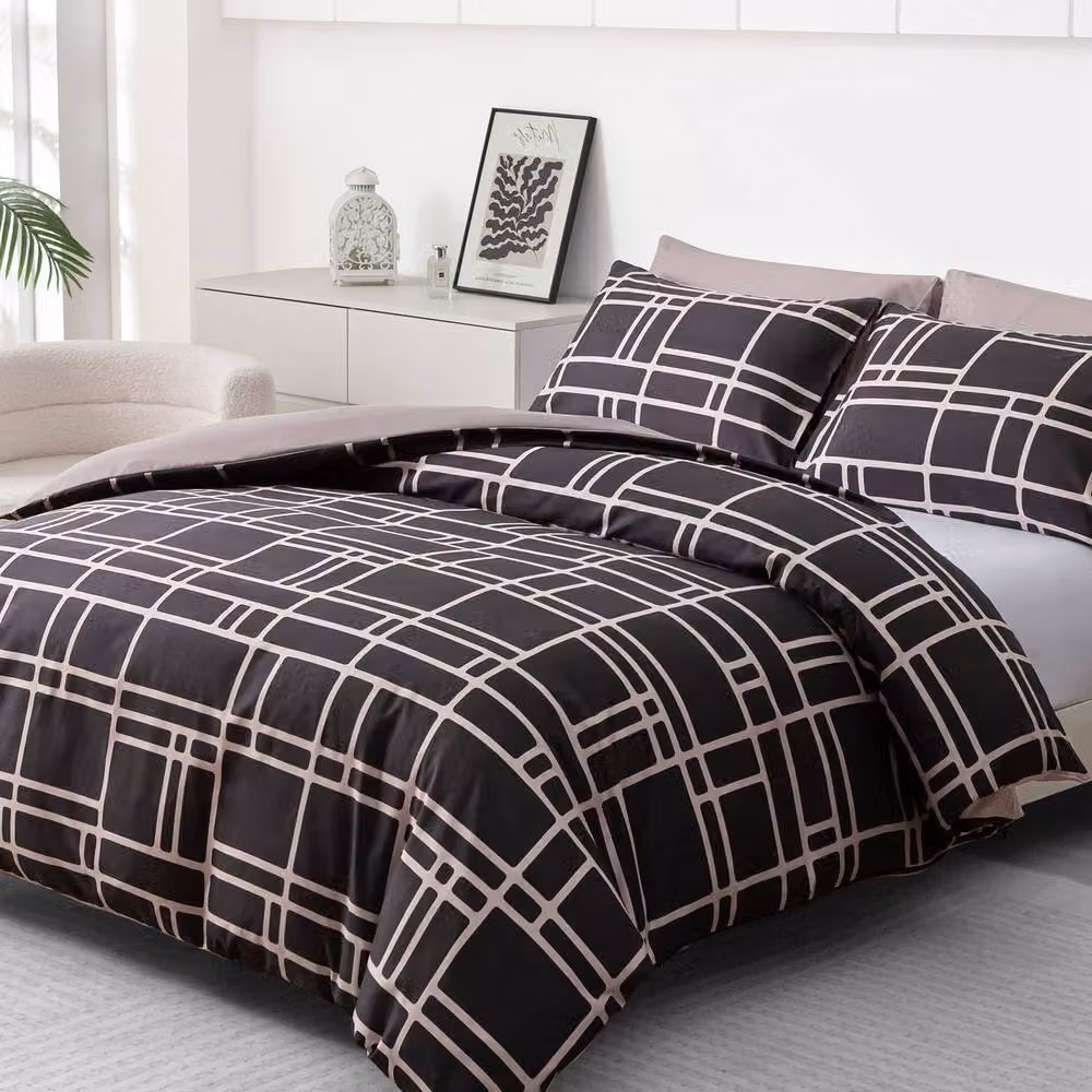 Grace Luxury 4 Piece Microfibre Duvet Cover Set with Fitted Sheet and Pillowcases in Grey, King Size (180 x 200 cm) – 2