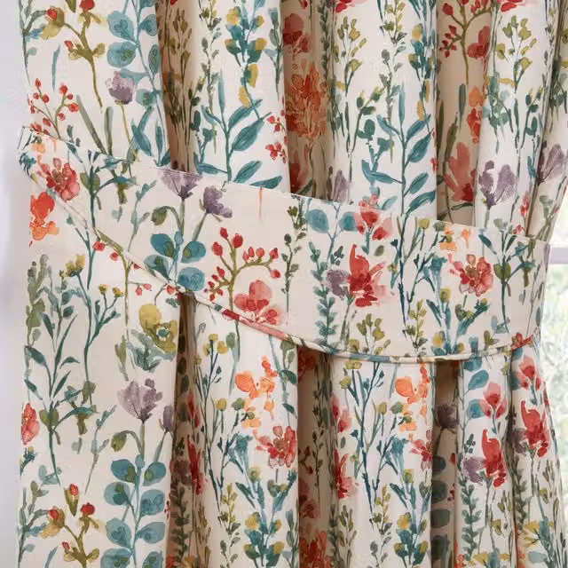 Sundour Amaryllis Floral Cotton Tieback in Multicolour